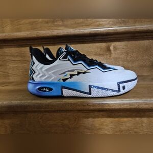 SOLD - Anta Kai 2 Mavericks US Men's Size 10